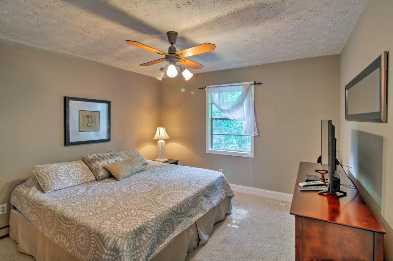 Spacious Georgia Getaway With Dock On Lake Lanier! Gainesville Exterior photo
